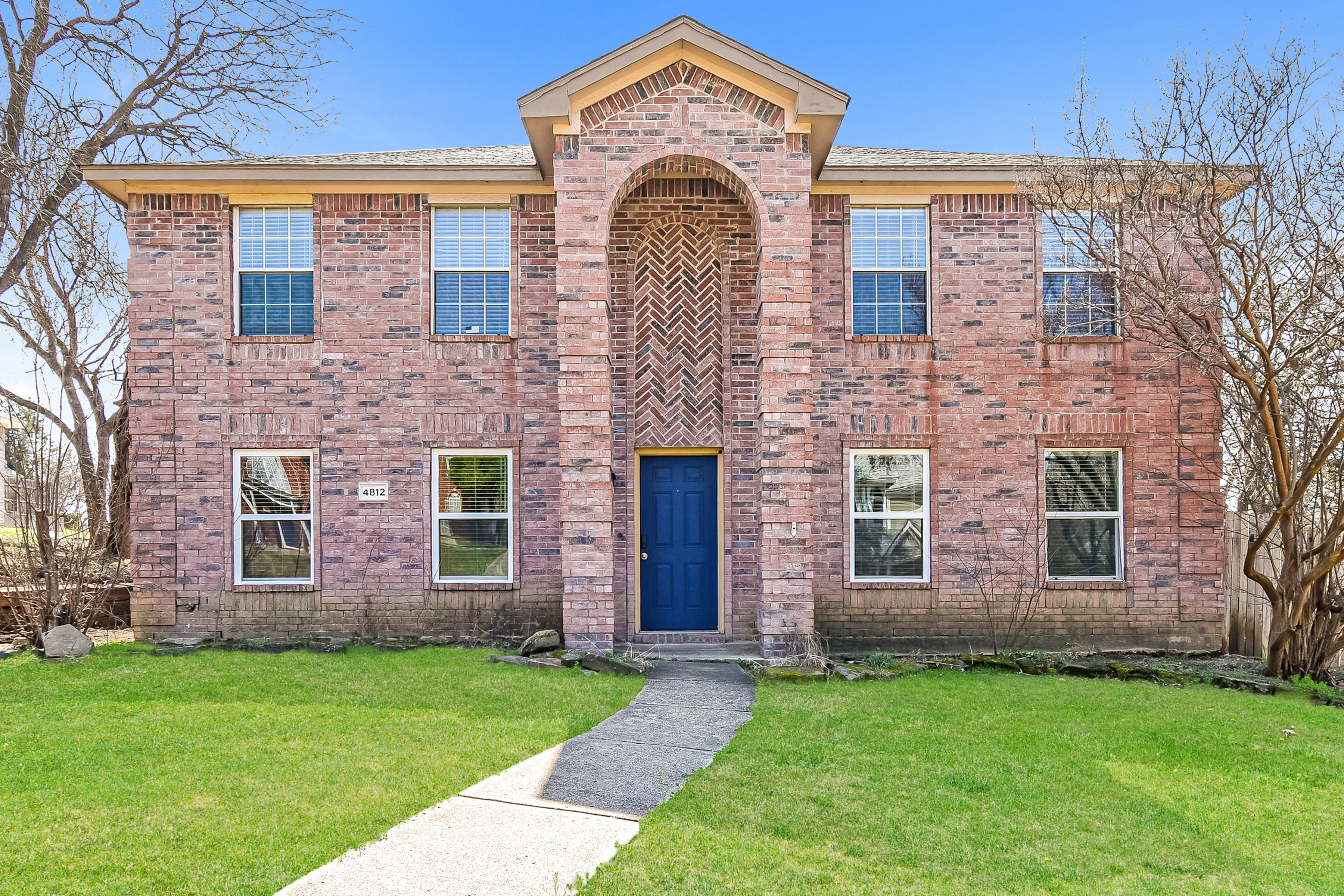 4812 Westcreek Ln Sachse, TX 75048